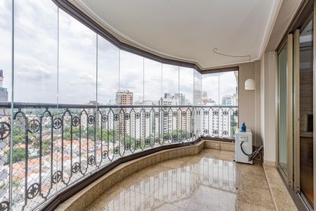 Apartamento à venda com 280m², 8 quartos e 4 vagas