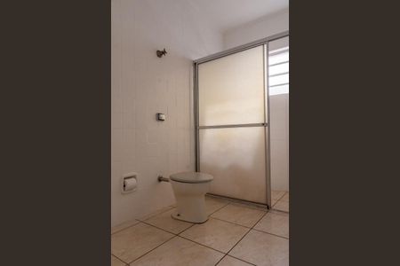 Casa de condomínio para alugar com 100m², 2 quartos e 2 vagas Casa de condomínio para alugar com 100m², 2 quartos e 2 vagasPiso superior-Banheiro Social