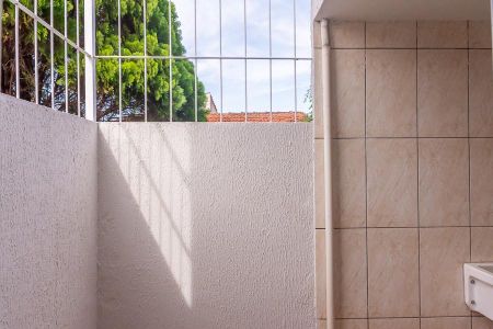Casa de condomínio para alugar com 100m², 2 quartos e 2 vagas Casa de condomínio para alugar com 100m², 2 quartos e 2 vagasÁrea de Serviço