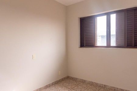 Casa de condomínio para alugar com 100m², 2 quartos e 2 vagas Casa de condomínio para alugar com 100m², 2 quartos e 2 vagasPiso superior-Quarto 1