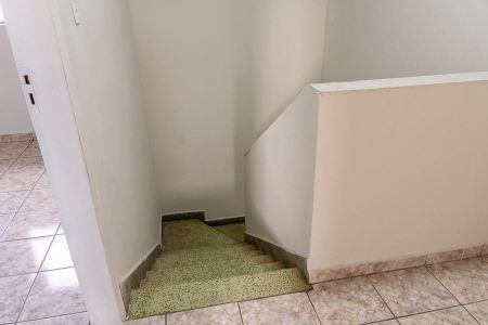 Hall do piso superior de casa de condomínio para alugar com 2 quartos, 100m² em Jardim Miriam, Americana