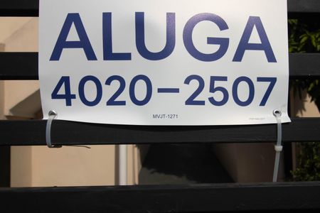 Studio para alugar com 30m², 1 quarto e sem vaga Studio para alugar com 30m², 1 quarto e sem vagaPLAQUINHA