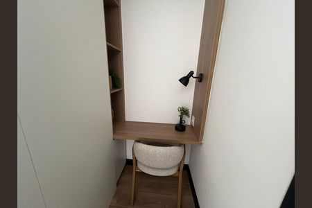 Apartamento para alugar com 39m², 1 quarto e 1 vaga Apartamento para alugar com 39m², 1 quarto e 1 vagaEscritório