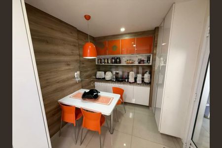 Apartamento à venda com 160m², 3 quartos e 2 vagas