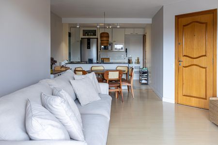 Sala de apartamento para alugar com 3 quartos, 88m² em Santo Amaro, São Paulo
