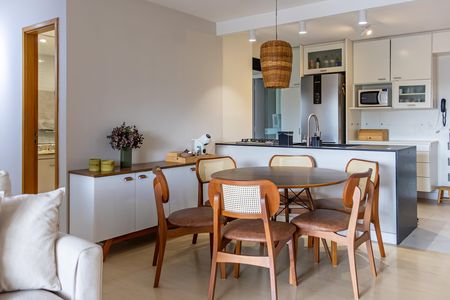 Sala de apartamento para alugar com 3 quartos, 88m² em Santo Amaro, São Paulo