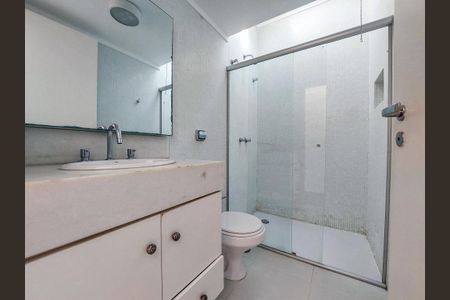 Casa de condomínio para alugar com 431m², 4 quartos e 4 vagasBanheiro da Suíte 4