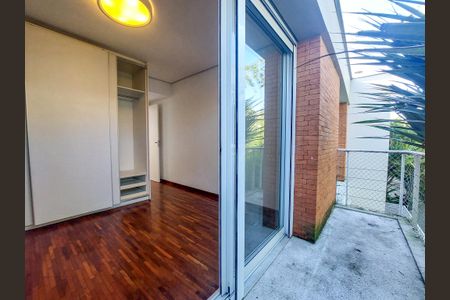 Casa de condomínio para alugar com 431m², 4 quartos e 4 vagasSuíte 1