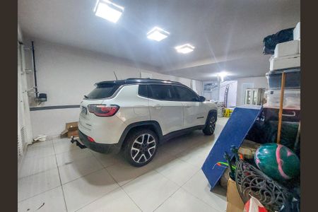 Casa de condomínio para alugar com 431m², 4 quartos e 4 vagasGaragem