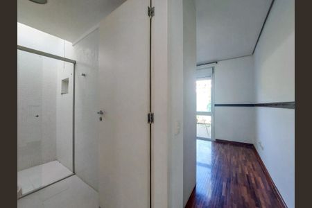Casa de condomínio para alugar com 431m², 4 quartos e 4 vagasSuíte 2