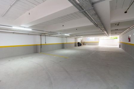 Casa à venda com 145m², 6 quartos e 2 vagas