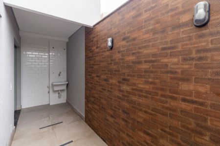 Casa à venda com 145m², 6 quartos e 2 vagas