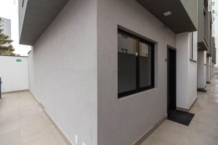 Casa à venda com 145m², 6 quartos e 2 vagas