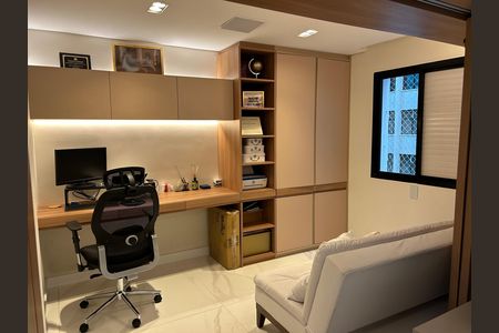 Apartamento à venda com 3 quartos, 94m² em Vila Olímpia, São Paulo