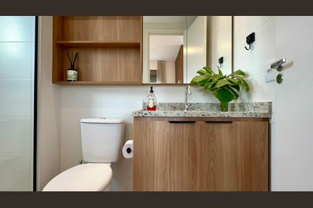 Studio para alugar com 28m², 1 quarto e sem vaga Studio para alugar com 28m², 1 quarto e sem vagaBanheiro