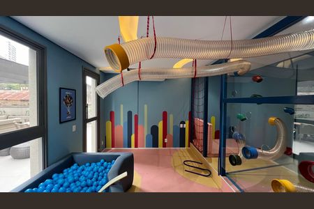 Studio para alugar com 28m², 1 quarto e sem vaga Studio para alugar com 28m², 1 quarto e sem vagaBrinquedoteca