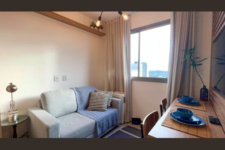 Studio para alugar com 28m², 1 quarto e sem vaga Studio para alugar com 28m², 1 quarto e sem vagaSala
