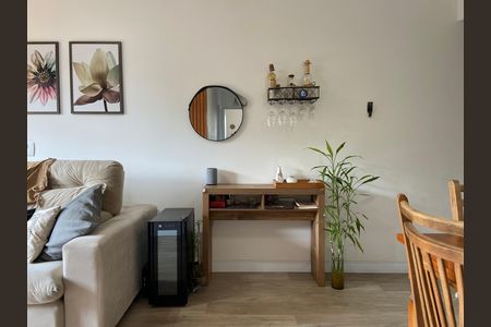 Apartamento à venda com 64m², 2 quartos e 1 vaga Apartamento à venda com 64m², 2 quartos e 1 vagaSala