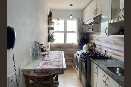 Apartamento à venda com 64m², 2 quartos e 1 vaga Apartamento à venda com 64m², 2 quartos e 1 vagaCozinha