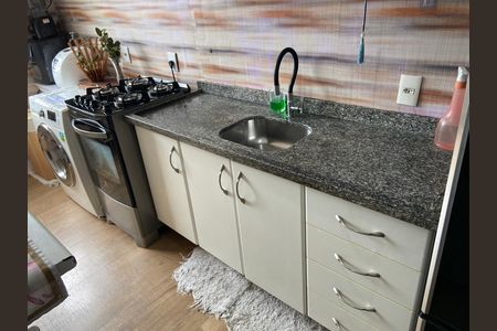 Apartamento à venda com 64m², 2 quartos e 1 vaga Apartamento à venda com 64m², 2 quartos e 1 vagaCozinha