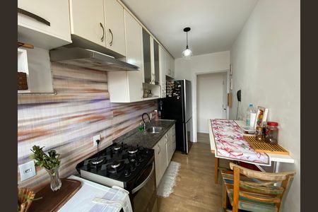 Apartamento à venda com 64m², 2 quartos e 1 vaga Apartamento à venda com 64m², 2 quartos e 1 vagaCozinha