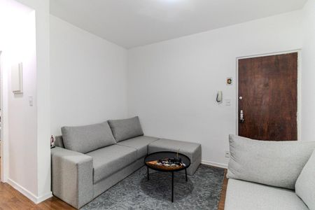 Sala de apartamento à venda com 2 quartos, 52m² em Vila Buarque, São Paulo