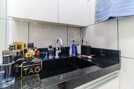 Apartamento à venda com 52m², 2 quartos e sem vagaBanheiro
