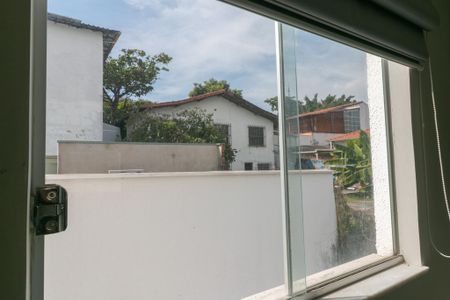 Apartamento para alugar com 2 quartos, 98m² em Itapoã, Belo Horizonte