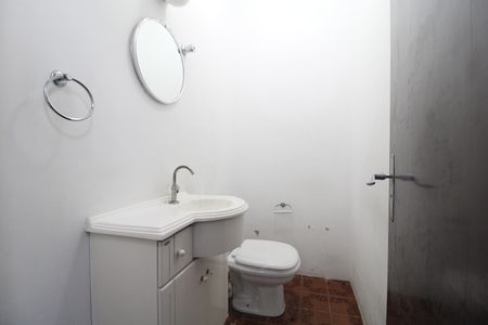 Lavabo de casa para alugar com 4 quartos, 200m² em Jardim Ipanema (zona Sul), São Paulo