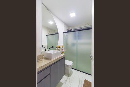 Apartamento à venda com 84m², 3 quartos e 1 vaga Apartamento à venda com 84m², 3 quartos e 1 vagaBanheiro