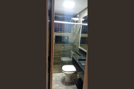 Apartamento à venda com 47m², 2 quartos e sem vaga Apartamento à venda com 47m², 2 quartos e sem vagaBanheiro
