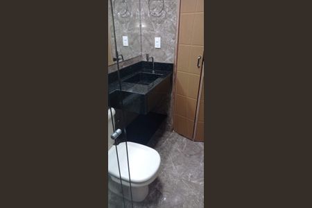 Apartamento à venda com 47m², 2 quartos e sem vaga Apartamento à venda com 47m², 2 quartos e sem vagaBanheiro
