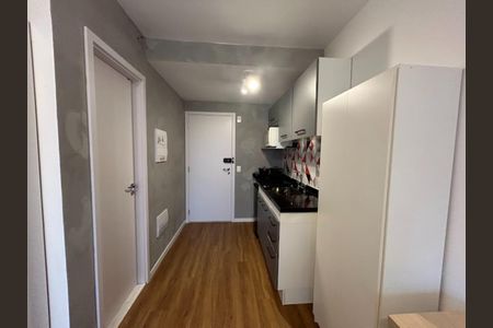 Foto 05 de kitnet/studio para alugar com 1 quarto, 26m² em Santo Amaro, São Paulo