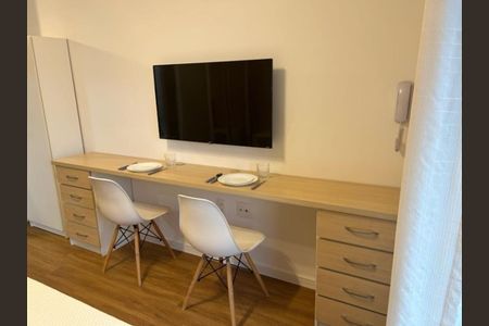 Foto 03 de kitnet/studio para alugar com 1 quarto, 26m² em Santo Amaro, São Paulo
