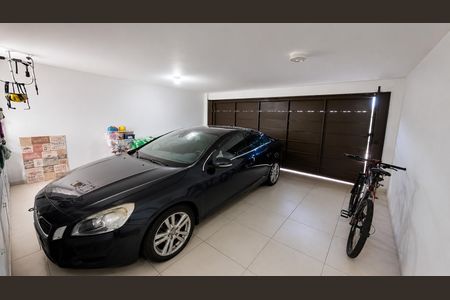 Casa para alugar com 200m², 3 quartos e 2 vagas