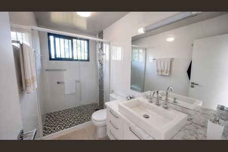 Casa para alugar com 200m², 3 quartos e 2 vagas Casa para alugar com 200m², 3 quartos e 2 vagasBanheiro 2