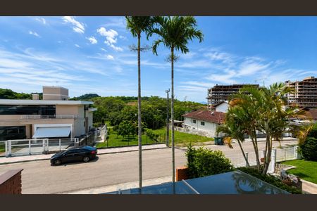 Casa para alugar com 200m², 3 quartos e 2 vagas