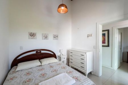 Casa para alugar com 200m², 3 quartos e 2 vagas Casa para alugar com 200m², 3 quartos e 2 vagasQuarto 3