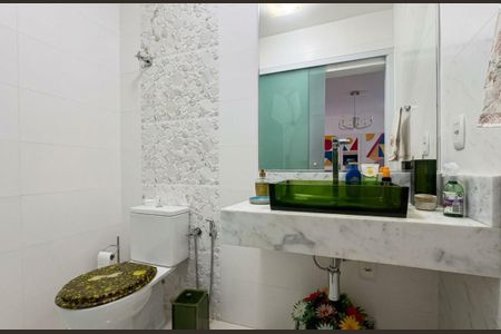 Casa para alugar com 200m², 3 quartos e 2 vagas Casa para alugar com 200m², 3 quartos e 2 vagasBanheiro 1