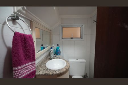 Casa para alugar com 165m², 2 quartos e 2 vagasBanheiro Social