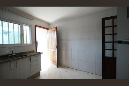Casa para alugar com 165m², 2 quartos e 2 vagasCozinha