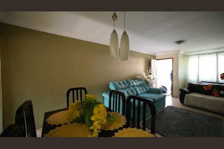 Sala de casa para alugar com 2 quartos, 165m² em Parque das Nações, Santo André