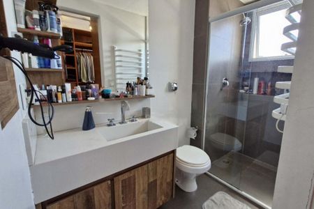 Apartamento à venda com 130m², 3 quartos e 2 vagas