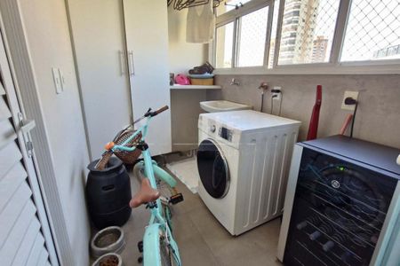 Apartamento à venda com 130m², 3 quartos e 2 vagas