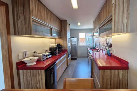 Apartamento à venda com 130m², 3 quartos e 2 vagas