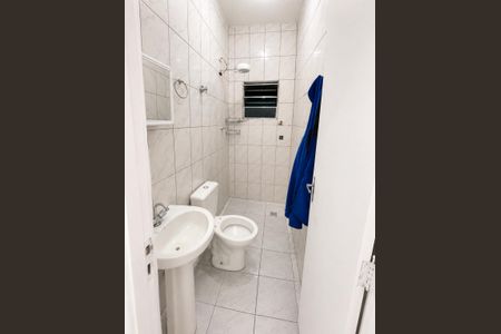 Casa para alugar com 50m², 1 quarto e sem vaga Casa para alugar com 50m², 1 quarto e sem vagaBanheiro
