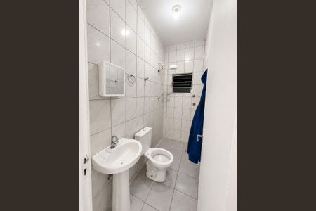 Casa para alugar com 50m², 1 quarto e sem vaga Casa para alugar com 50m², 1 quarto e sem vagaBanheiro