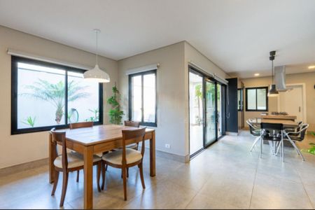 Casa à venda com 3 quartos, 188m² em Brooklin, São Paulo