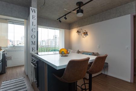 Apartamento para alugar com 42m², 1 quarto e 1 vaga Apartamento para alugar com 42m², 1 quarto e 1 vagaCozinha Americana