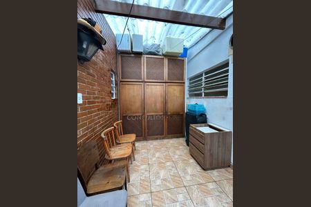 Casa à venda com 162m², 3 quartos e 2 vagas